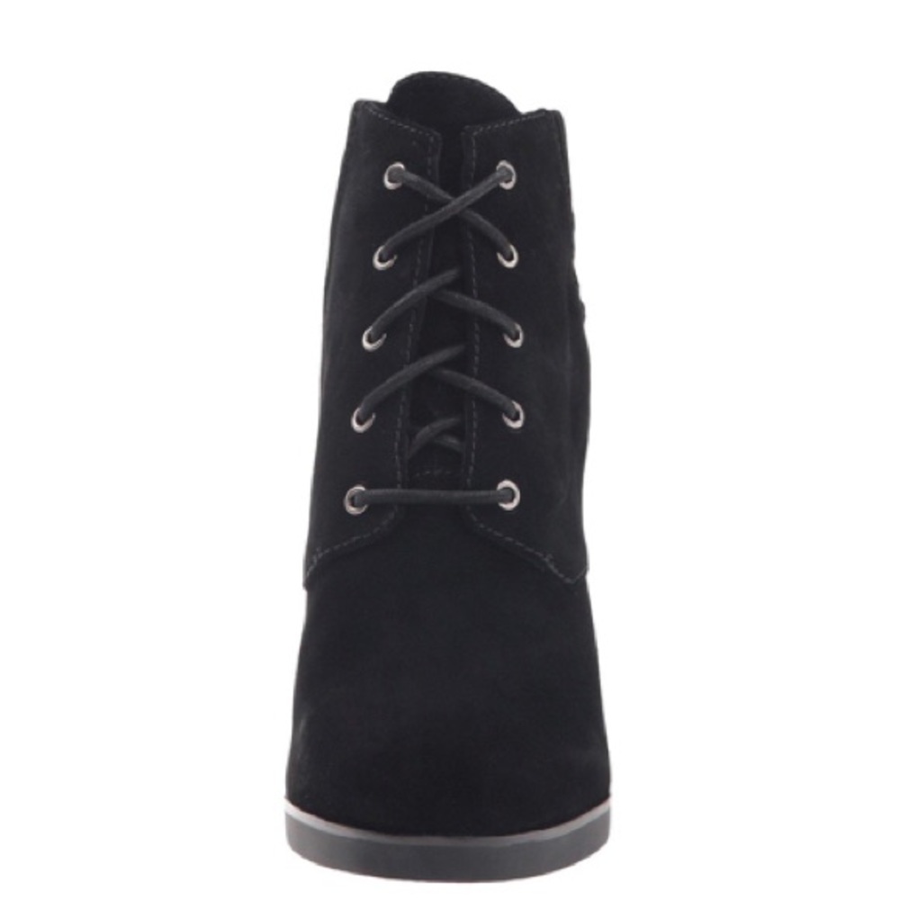 Michael Kors NWOT Black Carrigan Suede Bootie - Picture 3 of 8